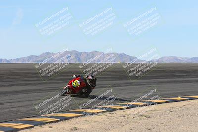 media/Dec-08-2024-CVMA (Sun) [[267e5a7075]]/Race 2-Amateur Supersport Open/